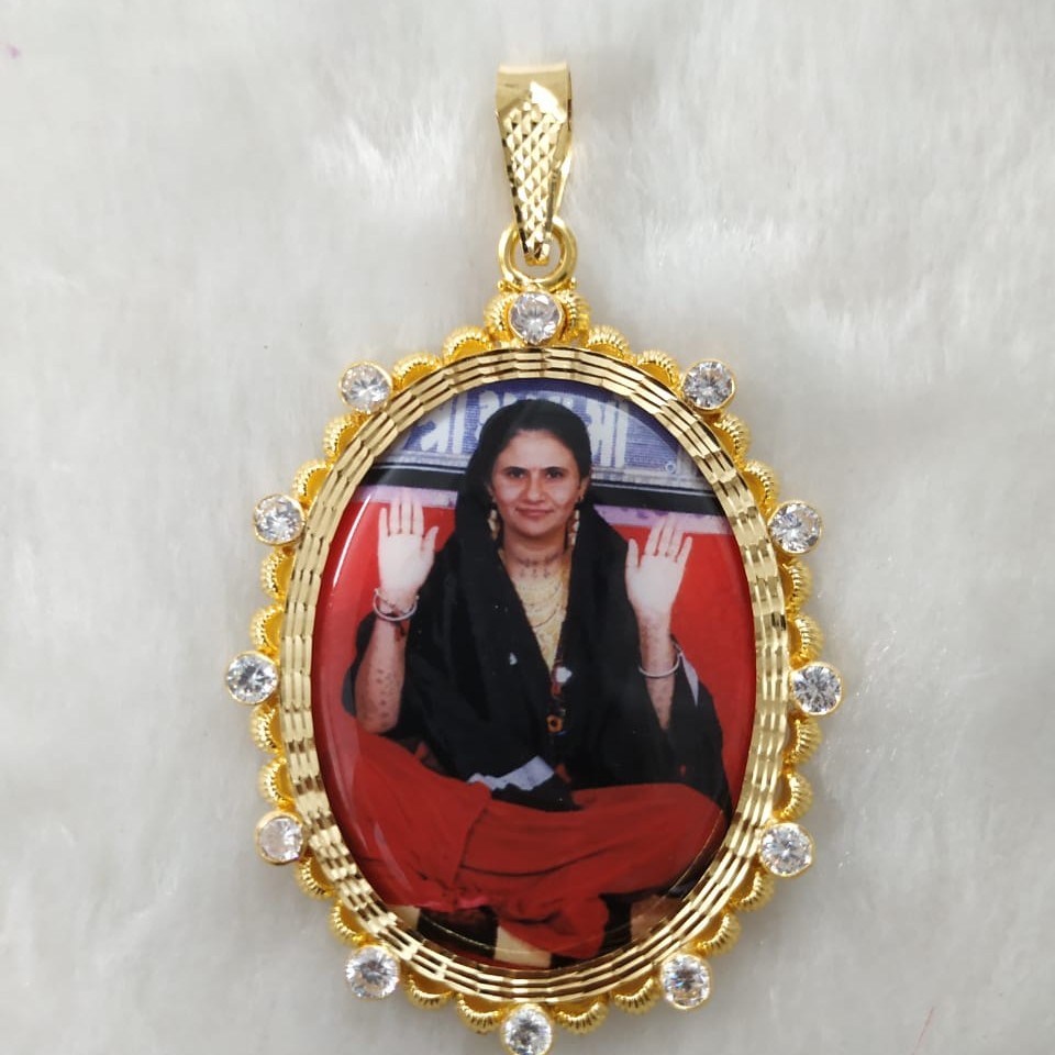 916 Gold Fancy Gent's Sonal Baa Photo Frame Pendant