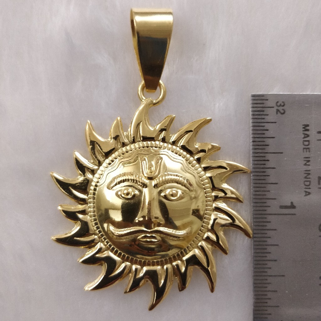 916 Gold Fancy Gent's Surya Pendant - Image 2