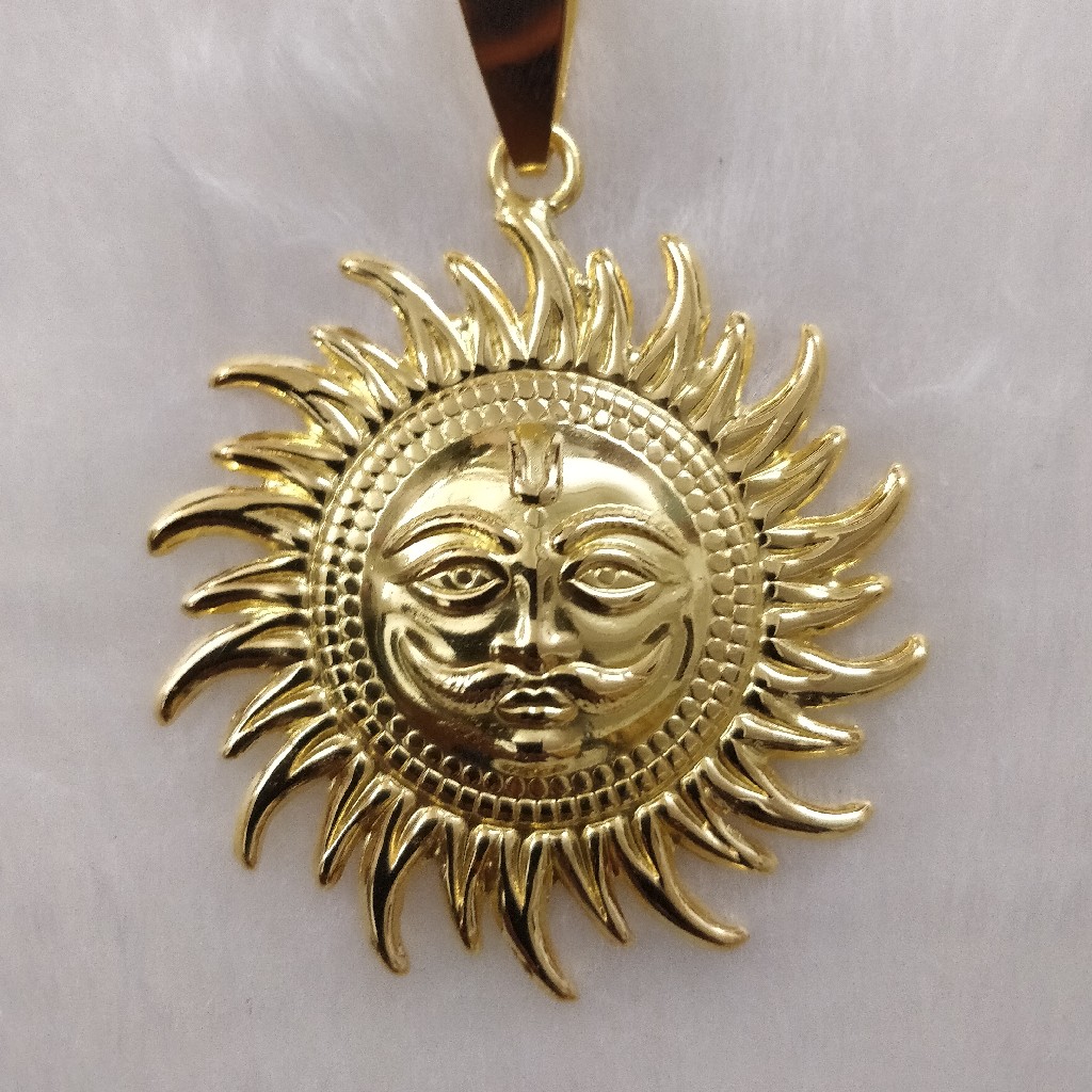916 Gold Fancy Gent's Surya Pendant