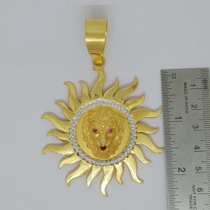 916 gold fancy gent's lion face pendant