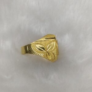 916 Gold Fancy Gent's Ring