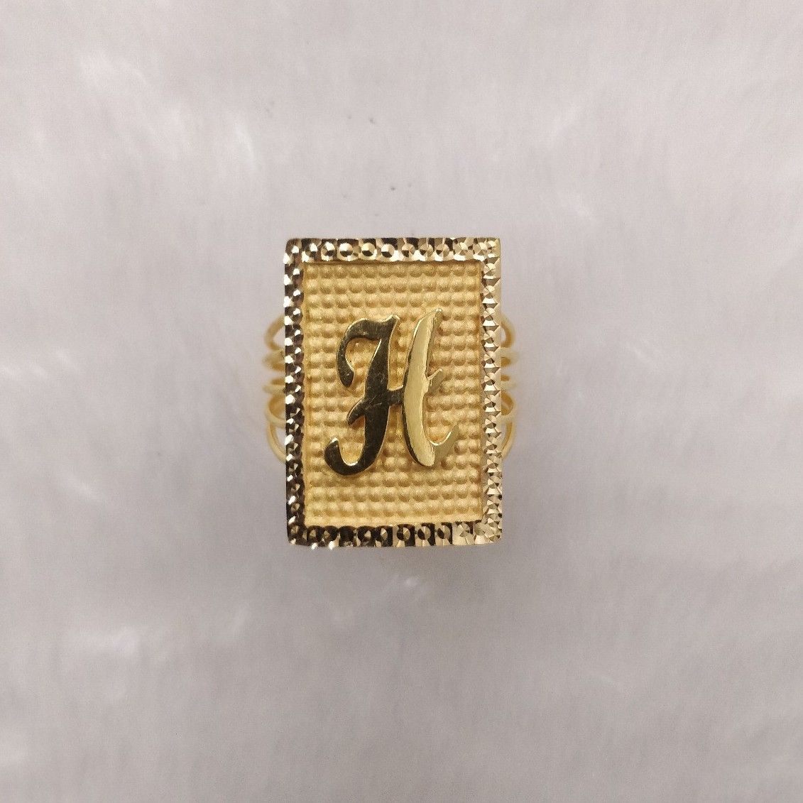 916 Gold Gent's Ring