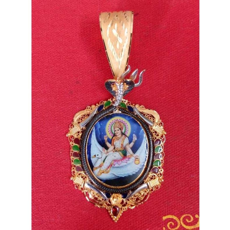 God photo mina pendant