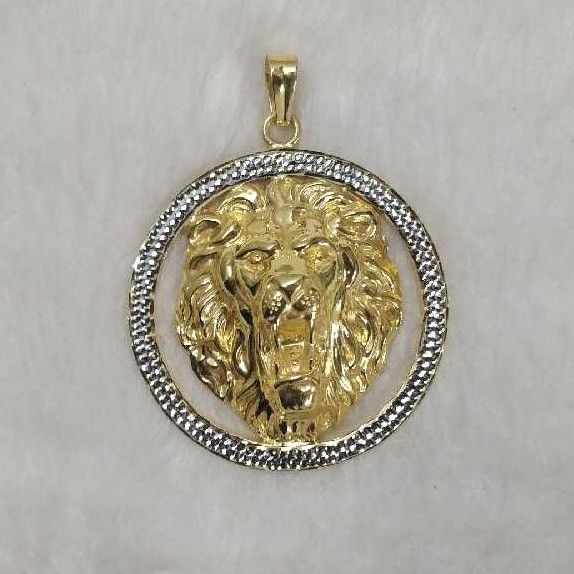 916 Gold Lion Round Pendant - Image 2