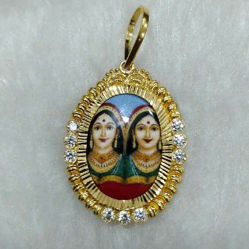 916 Gold Randal Maa Photo Pendant