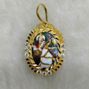 22KT Gold Antique Saraswati Maa Photo Pendant