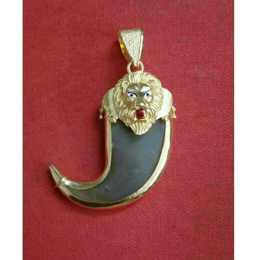 22kt Antique Vagh Nakh Pendant