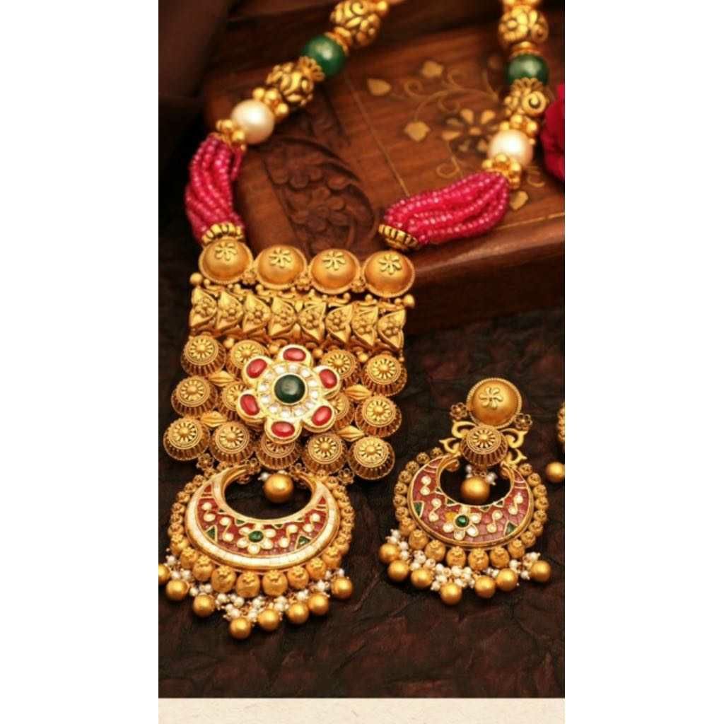 22K / 916 Gold Ladies Ethical Antique Necklace Set