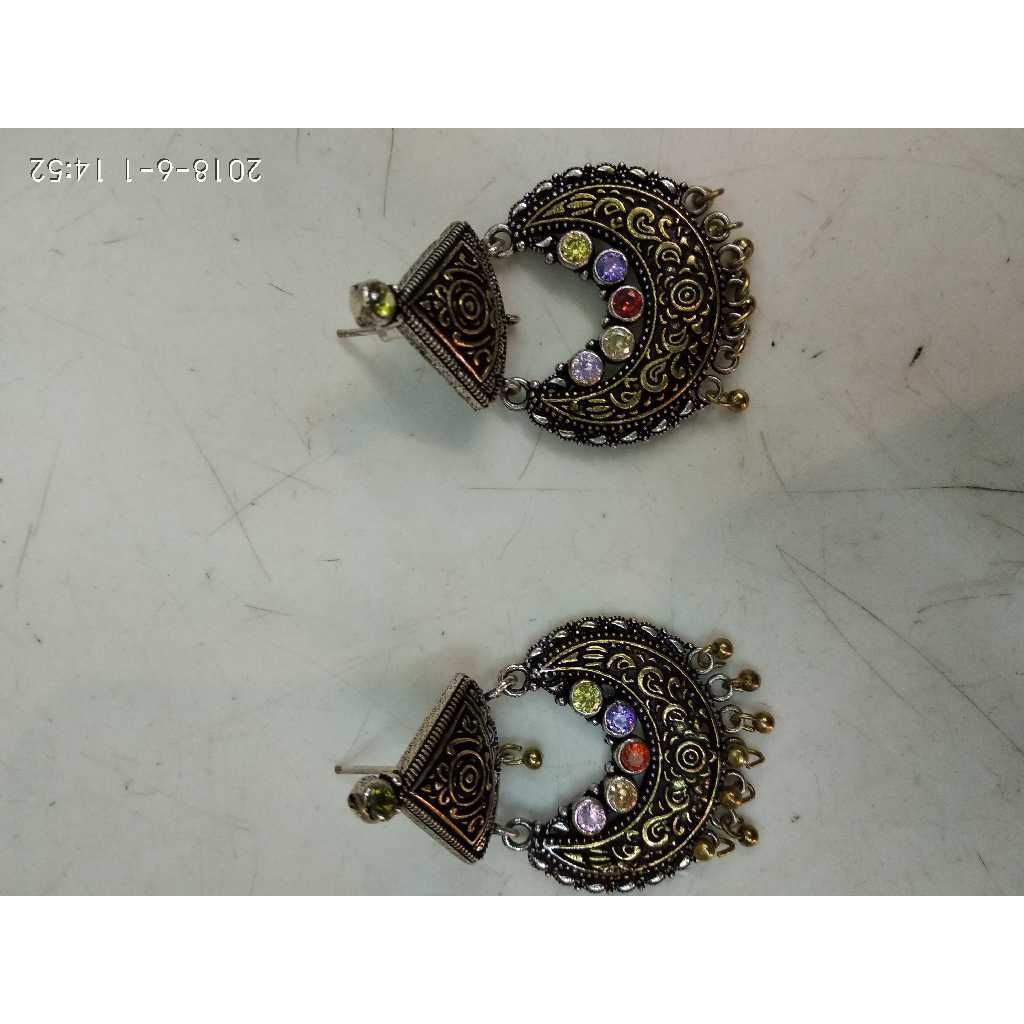 Antique Fasshion Earrings