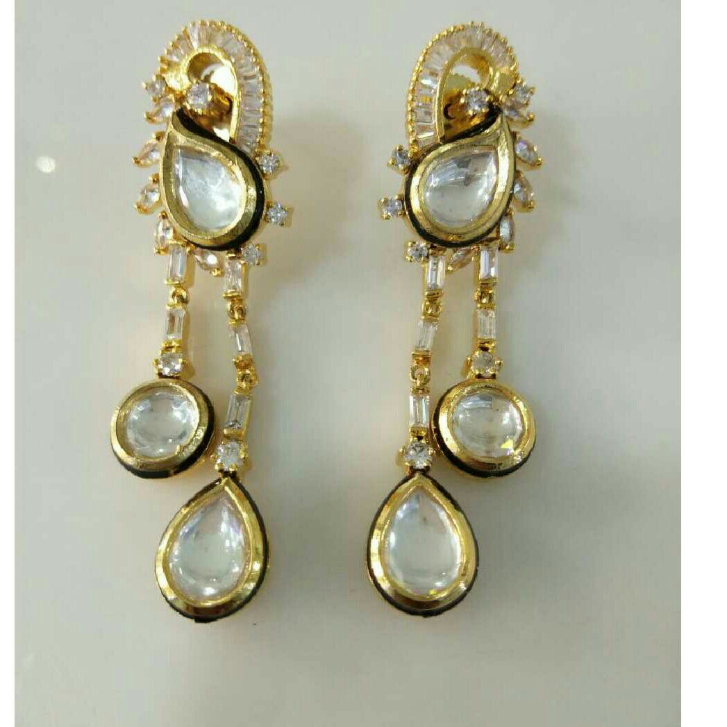 Gold Designer Earring