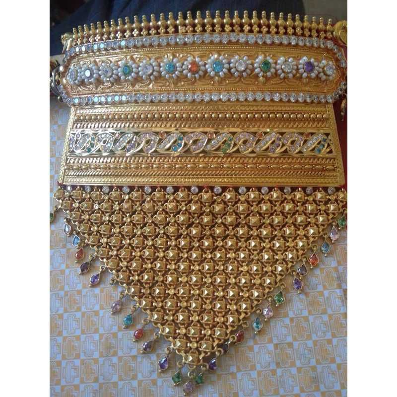 Gold Designer Diamond Rajputi Necklace
