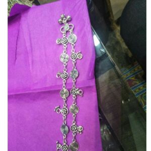 Attractive Silver Payal