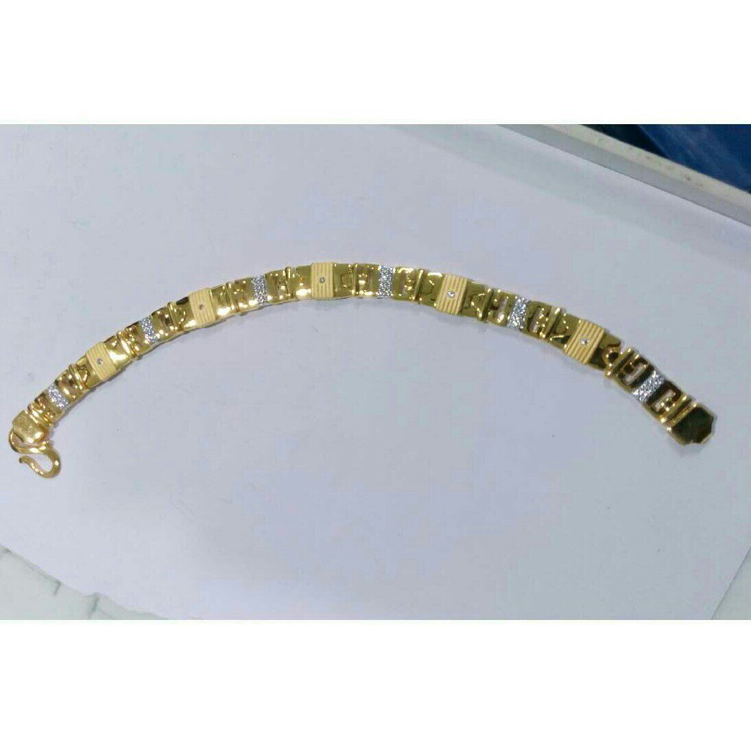 22K / 916 Yellow Gold Gents Lucky