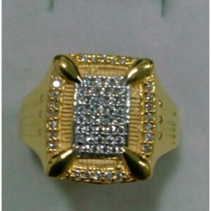 22K / 916 Classic Gold Attractive Diamond CZ Ring