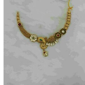 22K / 916 gold Ladies Indian Classic Vertical Short Necklace Set