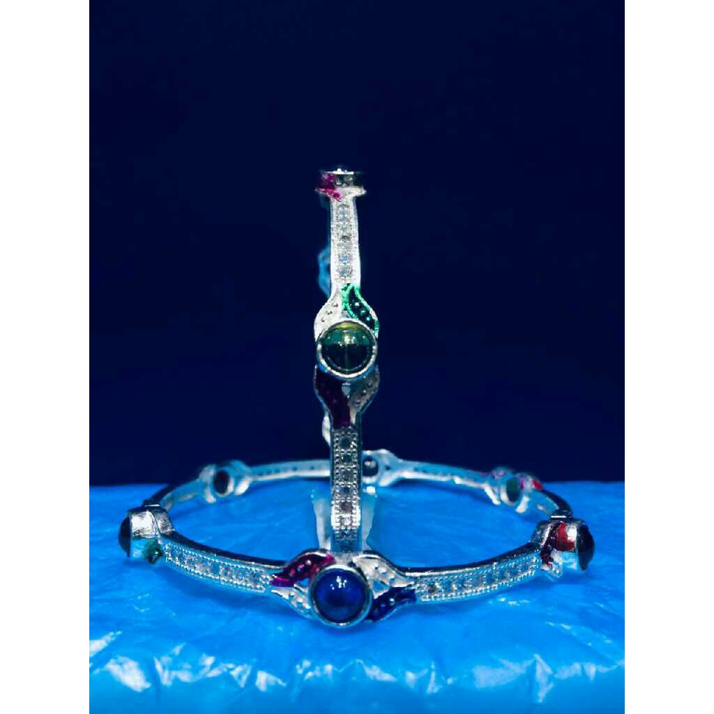 Silver Attractive  Bangle