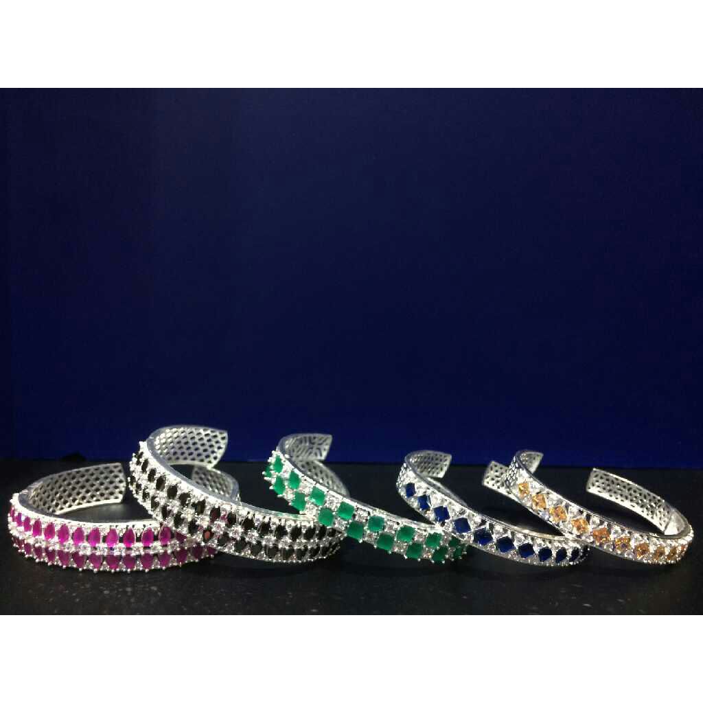 Cocktail Half Ladies Kada