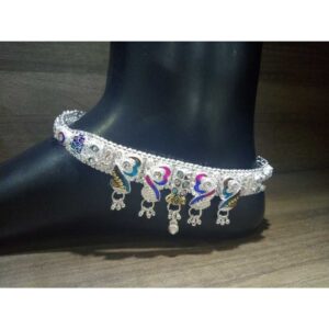 Trendy Silver D Payal