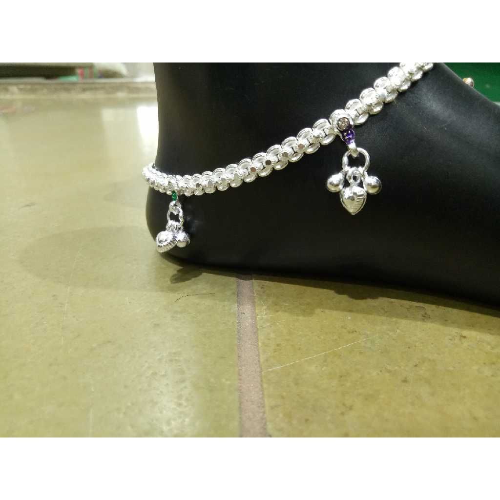 Silver delicate D Payal