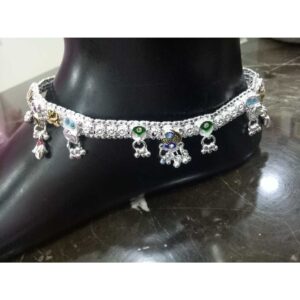 Stylish Silver D Payal
