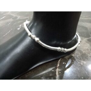 Light Weight Silver Bombay Payal