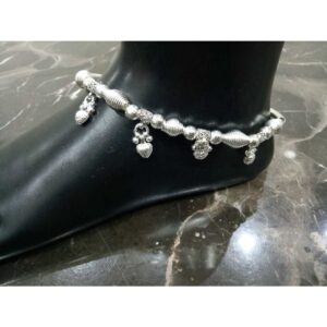 Light Weight Silver Bombay Payal