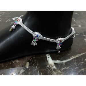 Attractive  Silver Payal