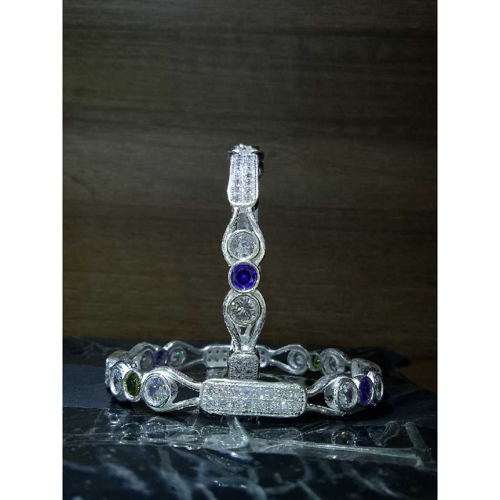 Stylish Ladies Silver Bangles