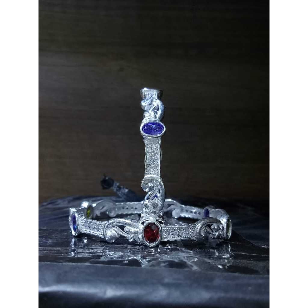 Silver Stylish Ladies Bangles - Image 2