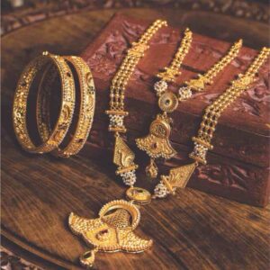 Modern Antique Bridal Set