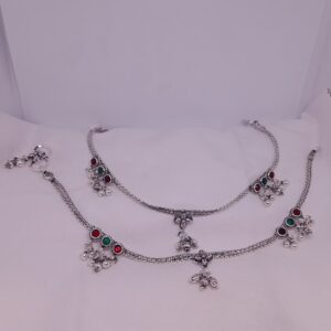 Silver lightweight Design Oxidised payal