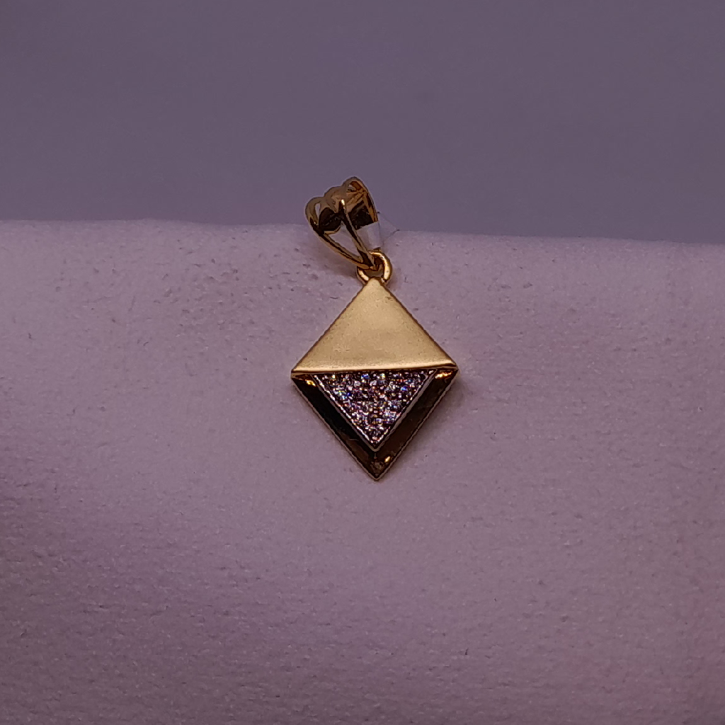18k gold  small pendant