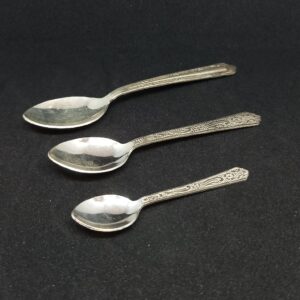 Silver chamchi