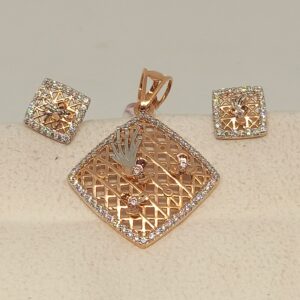 18 kt ladies pendant set