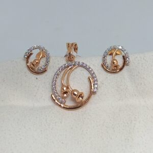 18 kt ladies pendant set