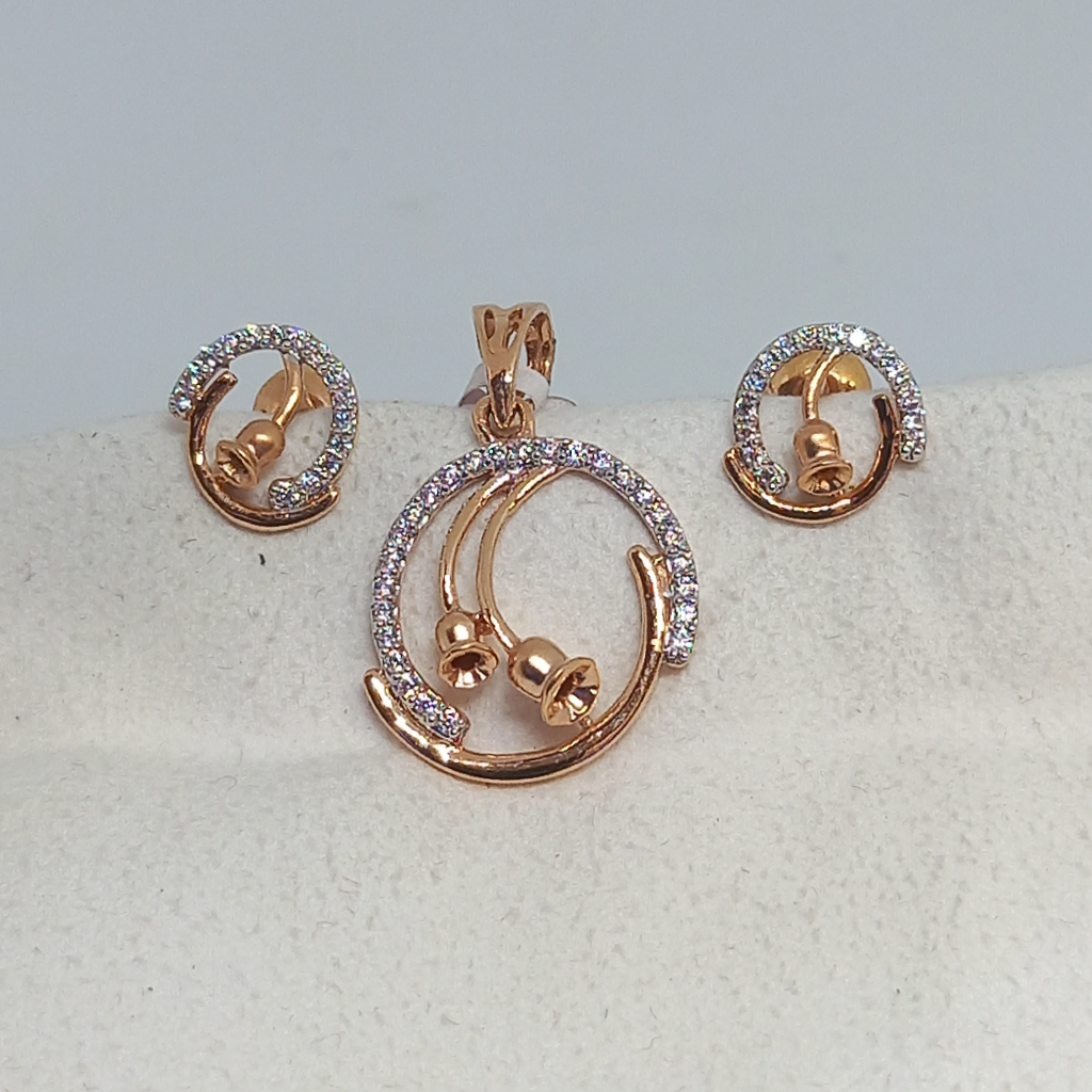 18 kt ladies pendant set