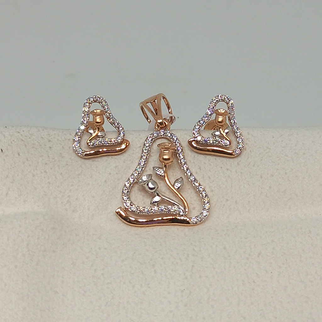 18 kt ladies pendant set