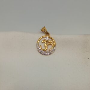 18kt pendants