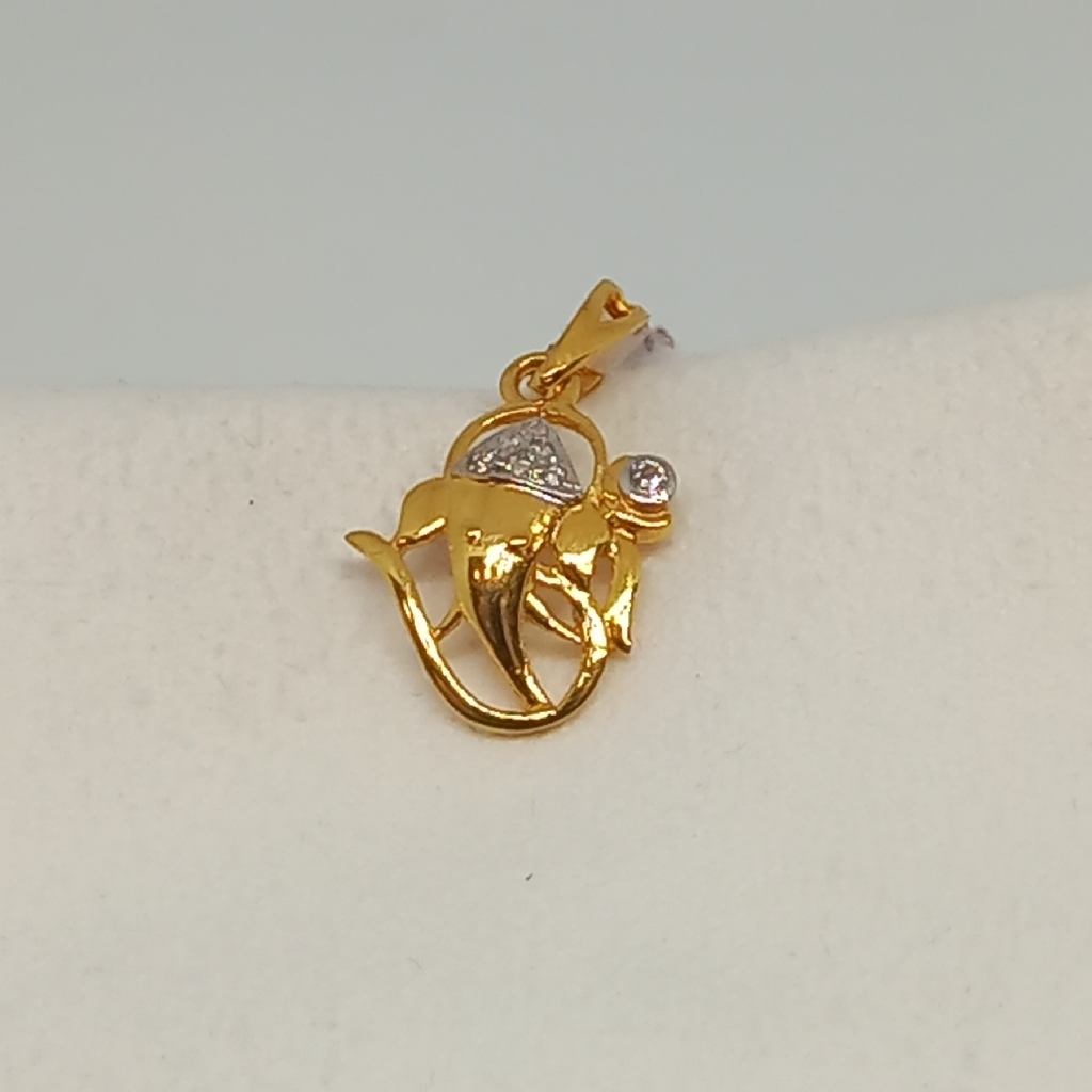 18kt pendants