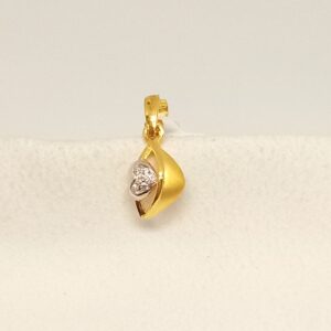 18kt pendants