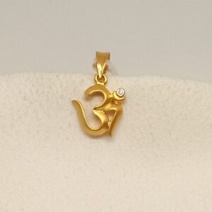 18kt pendants