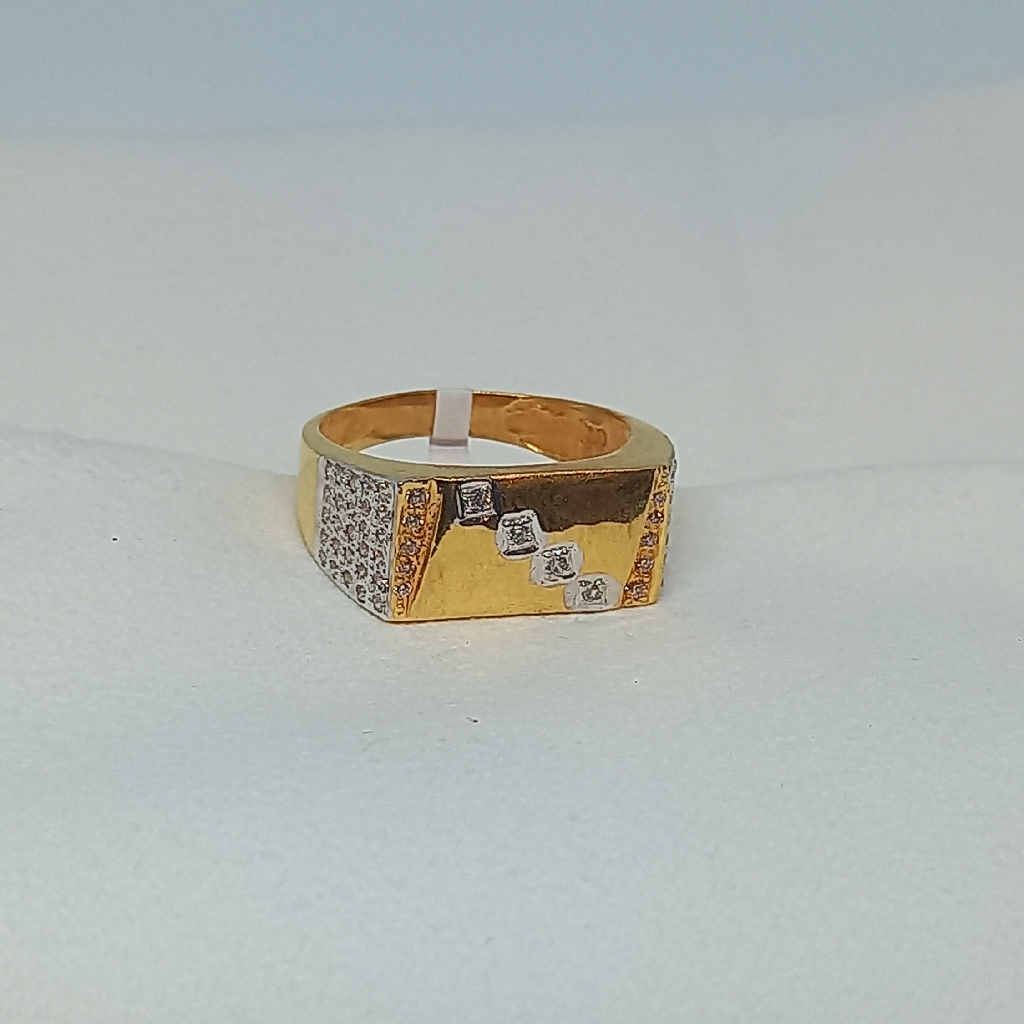 18kt Gents ring