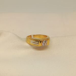 18Kt Gold Gents Ring