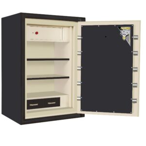Single door safe