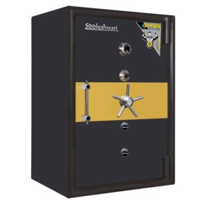 Single door safe