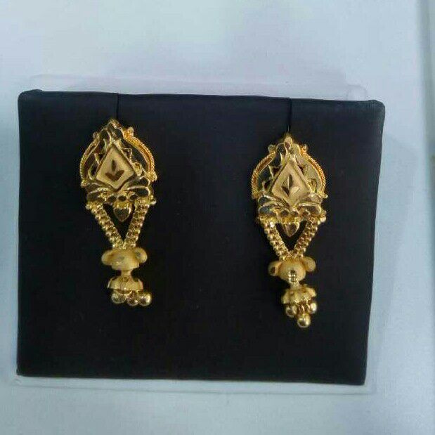 22K / 916 Gold Enthical Yellow Earrings