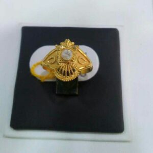 22K / 916 Gold Ladies Stone Designer Ring