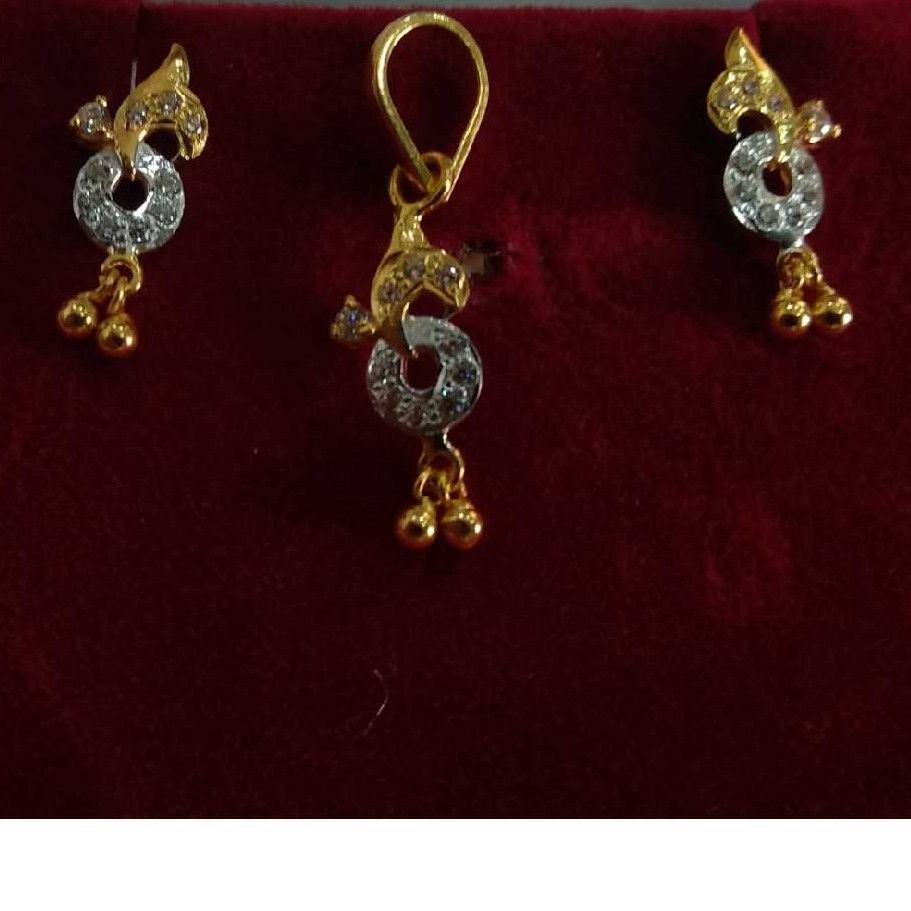 916 Gold Casting CZ Stone Fancy Pendant Set