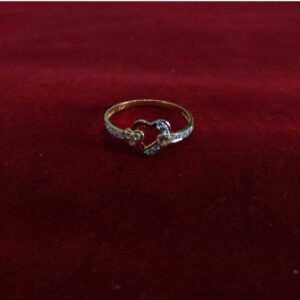916 Gold Stylish CZ Stone Heart Ladies Ring