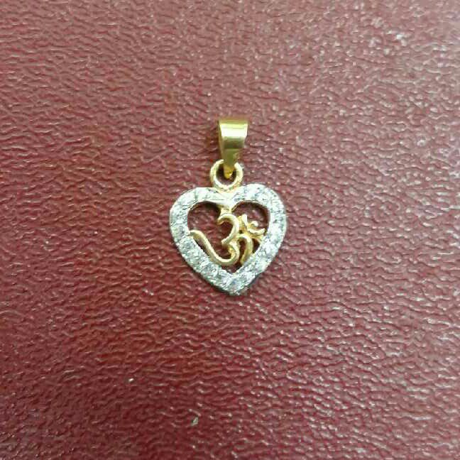 18K / 750 Gold Indian Religious Om Pendant